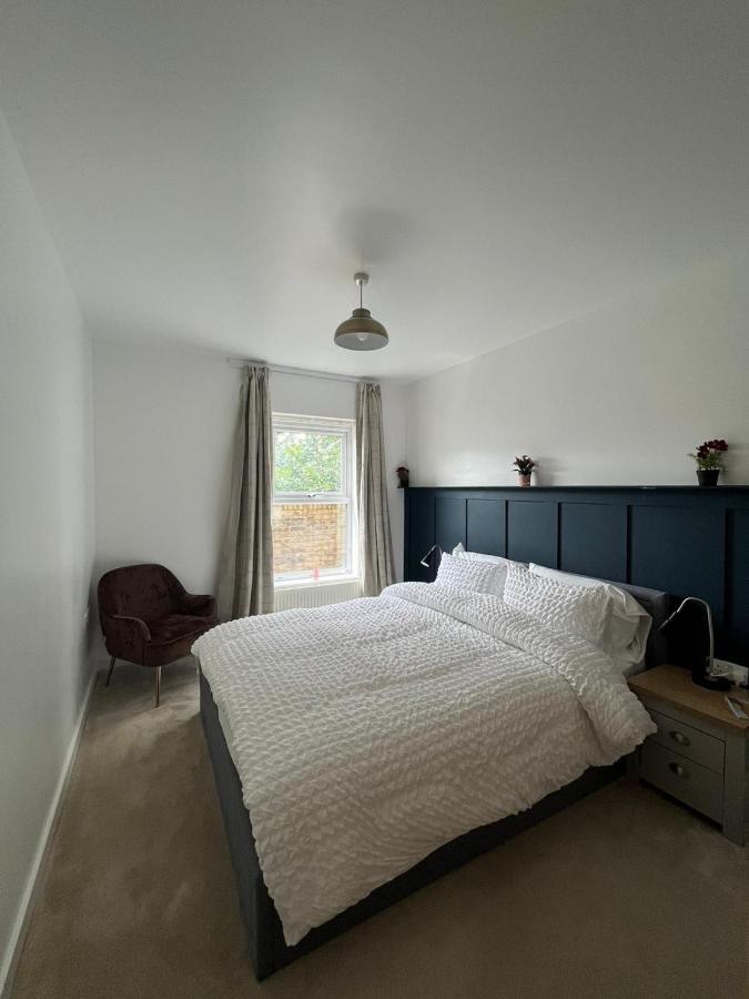 Kent, Dartford Station Apartments Екстер'єр фото